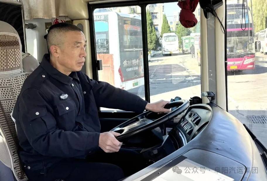 二百万公里的坚守与温度║记“全国安全行车优秀驾驶员”杜文献